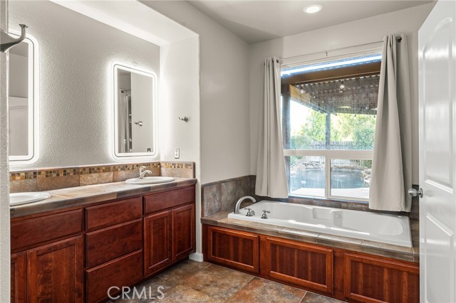 Detail Gallery Image 31 of 51 For 91 Cinder Cone, Chico,  CA 95973 - 4 Beds | 3 Baths