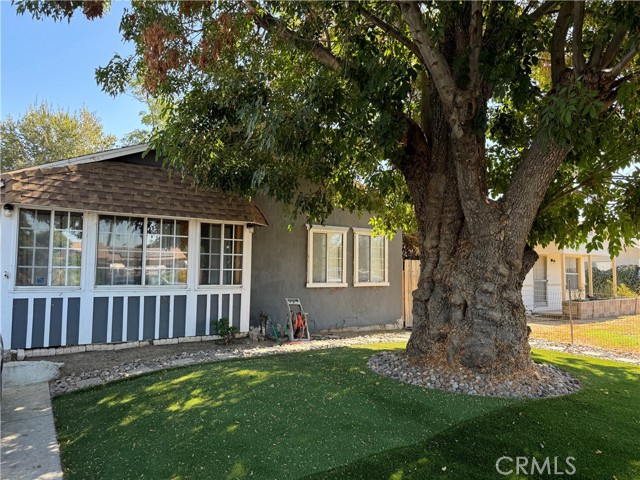 7518 Amigo Ave  