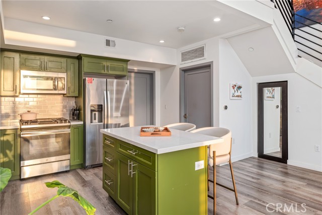1055 S Serrano Avenue, Los Angeles CA: https://media.crmls.org/medias/9e800aeb-d73b-419d-b61e-0d1f2407f0d2.jpg
