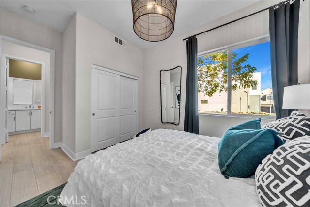 Detail Gallery Image 19 of 38 For 26707 Beartown Ln, Valencia,  CA 91381 - 5 Beds | 4/1 Baths