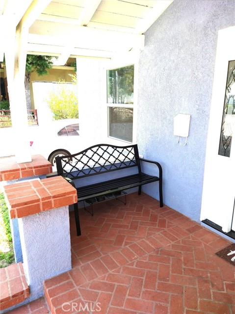 Detail Gallery Image 5 of 20 For 202 W 20th St, Santa Ana,  CA 92706 - 5 Beds | 2 Baths