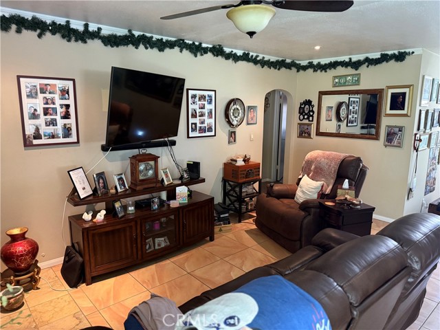 Detail Gallery Image 4 of 24 For 14104 Barrydale St, La Puente,  CA 91746 - 3 Beds | 2 Baths