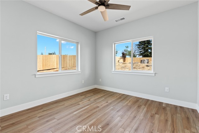 Detail Gallery Image 20 of 26 For 574 Hillcrest Dr, Paradise,  CA 95969 - 3 Beds | 2 Baths