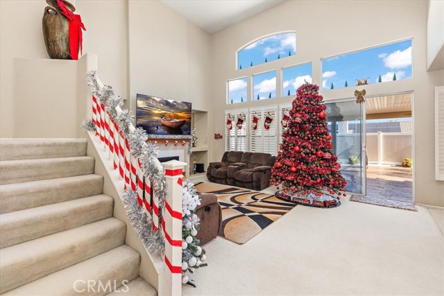 Detail Gallery Image 3 of 41 For 3527 Galatea Way, Corona,  CA 92882 - 4 Beds | 3 Baths