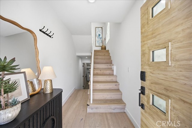 608 Palm Drive, Hermosa Beach, California 90254, 2 Bedrooms Bedrooms, ,2 BathroomsBathrooms,Residential,For Sale,Palm,SB26088243