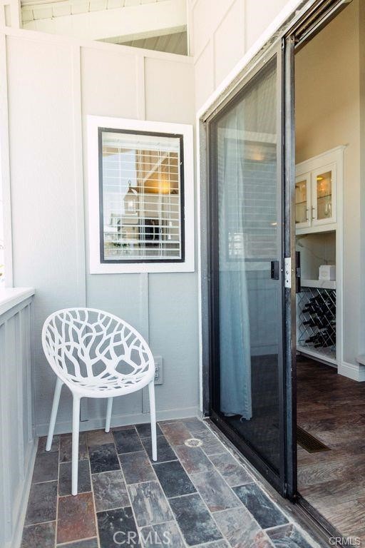 Detail Gallery Image 14 of 21 For 707 1/2 Heliotrope Ave, Corona Del Mar,  CA 92625 - 1 Beds | 1 Baths