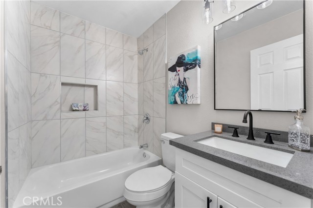 Detail Gallery Image 18 of 40 For 38634 Carolside Ave, Palmdale,  CA 93550 - 4 Beds | 2 Baths