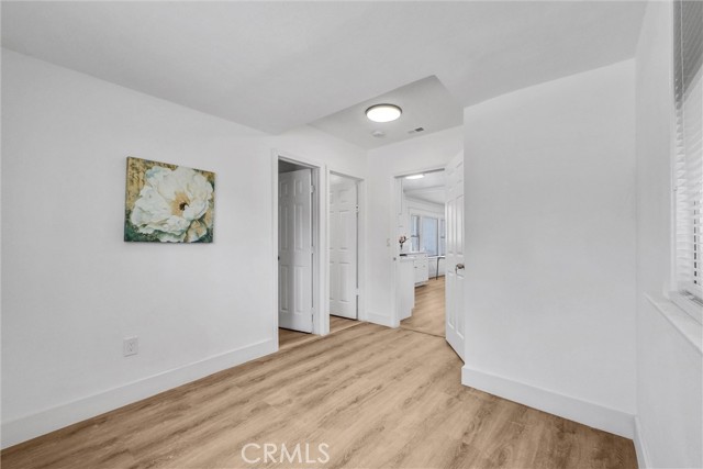 820 S Van Ness Avenue, Santa Ana CA: https://media.crmls.org/medias/9e838eee-6319-4266-8e82-29c21c8afa7e.jpg