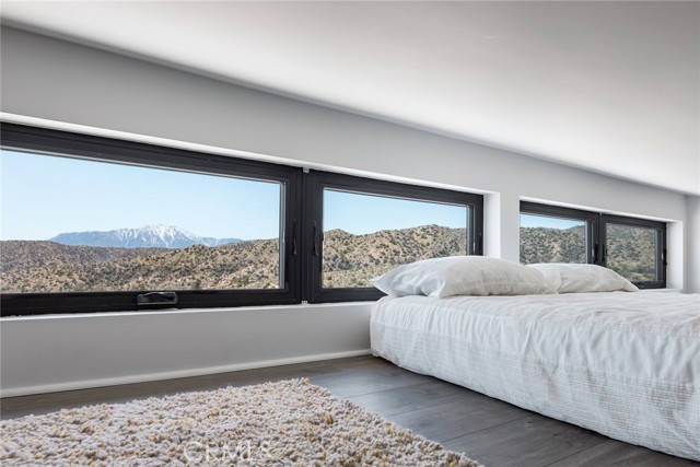 48575 Paradise Avenue, Morongo Valley CA: https://media.crmls.org/medias/9e83c883-a477-49a7-b86b-4614b195e62d.jpg