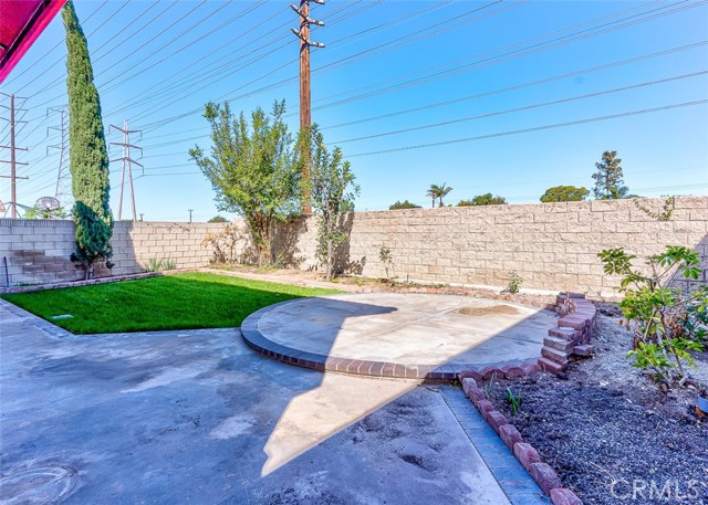 21 Centerstone Circle, Buena Park CA: https://media.crmls.org/medias/9e840276-390f-48df-bac0-f0e5f546abaa.jpg