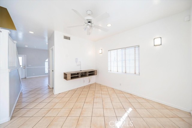 Detail Gallery Image 16 of 43 For 570 Emory, Imperial Beach,  CA 91932 - 3 Beds | 2/1 Baths