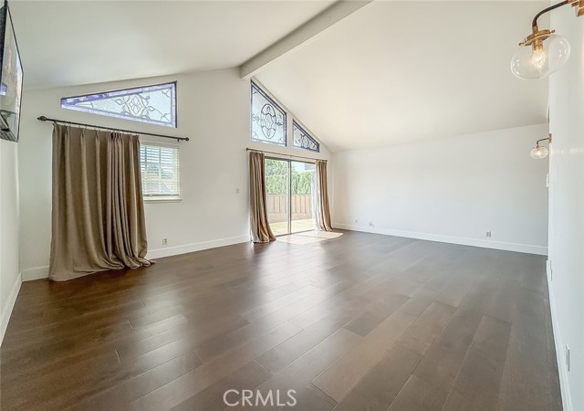 3301 Blue Ridge Court, Thousand Oaks CA: https://media.crmls.org/medias/9e846561-cc58-432a-95a6-4c5a9470f028.jpg