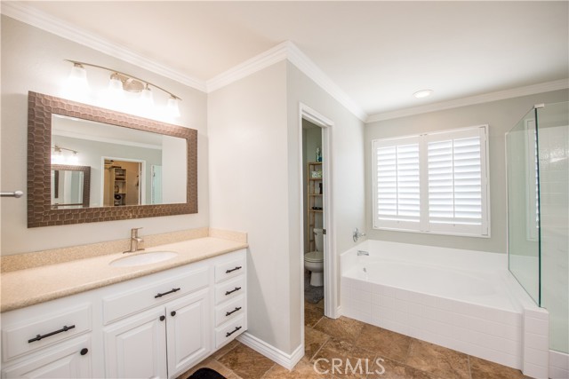 3498 Birchleaf Drive, Corona CA: https://media.crmls.org/medias/9e857099-58ef-496d-974d-894561f45bb1.jpg