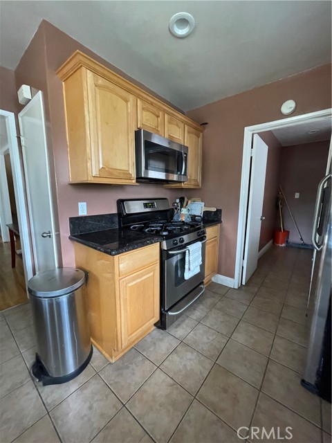 7957 Sausalito Avenue, West Hills CA: https://media.crmls.org/medias/9e857622-deb3-4e94-85bc-da491151a9cf.jpg