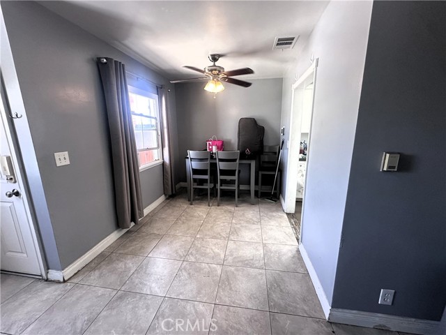 Detail Gallery Image 7 of 15 For 836 N Millard Ave, Rialto,  CA 92376 - 3 Beds | 1/1 Baths