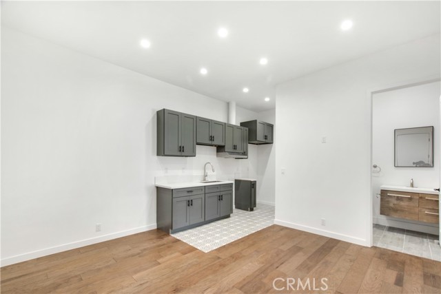 Detail Gallery Image 25 of 33 For 5512 Long Beach Bld, Long Beach,  CA 90805 - – Beds | – Baths