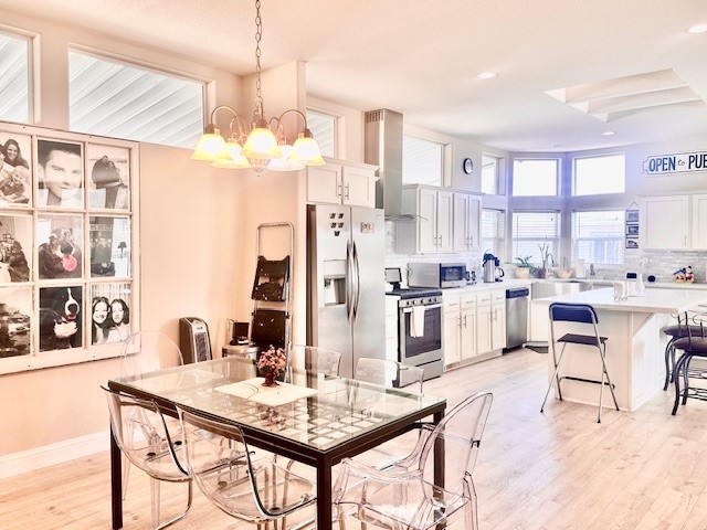 8901 Eton Avenue, Canoga Park CA: https://media.crmls.org/medias/9e877cf3-4620-4f40-a322-b45205fa9416.jpg
