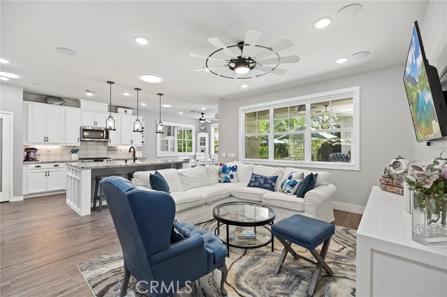 Detail Gallery Image 12 of 70 For 30210 Old Corral Cir, Menifee,  CA 92584 - 4 Beds | 2/1 Baths