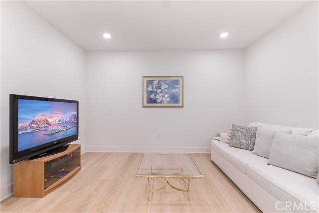 16235 Dawn Way, Tustin CA: https://media.crmls.org/medias/9e88b0c7-8c16-408e-9e7e-287b4e10f0db.jpg
