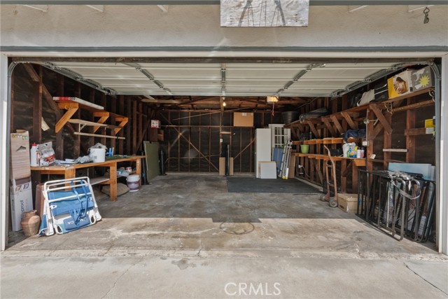 Detail Gallery Image 31 of 39 For 1904 Armacost Ave, Los Angeles,  CA 90025 - 3 Beds | 2 Baths