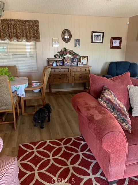 4401 Camelot Place, Bakersfield CA: https://media.crmls.org/medias/9e89d23f-28ac-491b-b583-e305021a5a6d.jpg