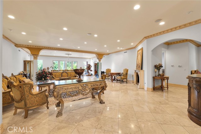 22349 Dolorosa Street, Woodland Hills CA: https://media.crmls.org/medias/9e89e2c4-da4f-4dab-9ae3-d0eefc8341e2.jpg