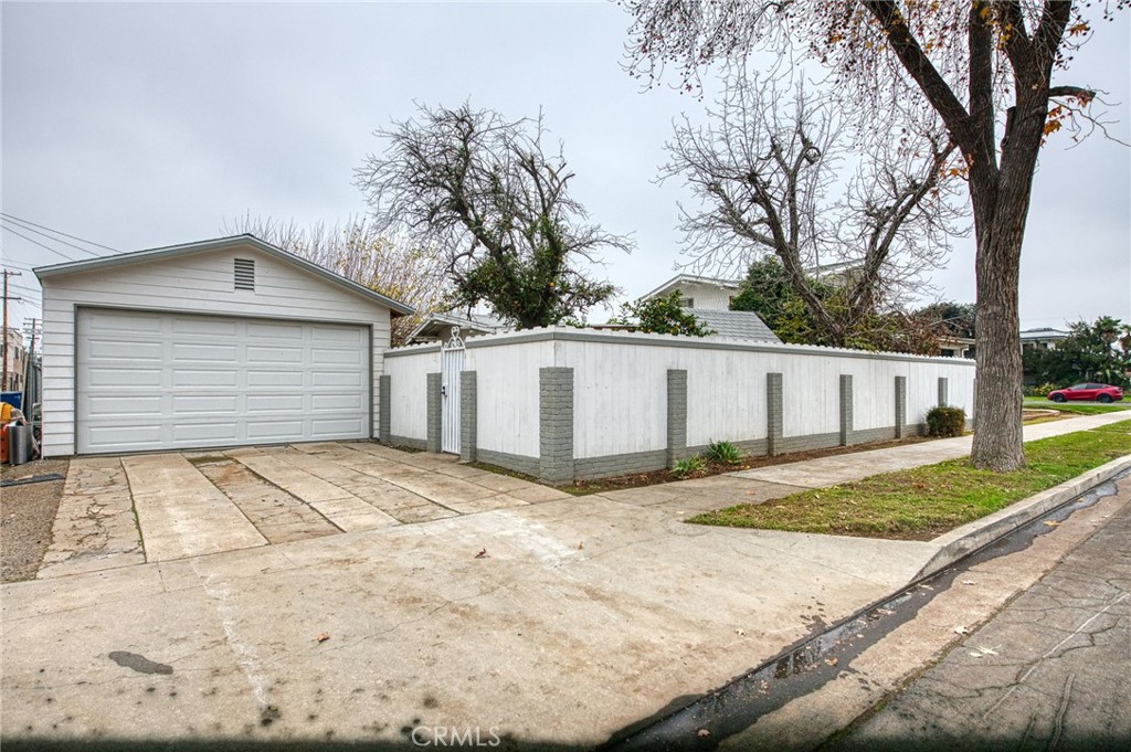 9E8A0985 4527 4312 9652 F9517899273E 3303 E Mono Avenue, Fresno, Ca 93702 &Lt;Span Style='BackgroundColor:transparent;Padding:0Px;'&Gt; &Lt;Small&Gt; &Lt;I&Gt; &Lt;/I&Gt; &Lt;/Small&Gt;&Lt;/Span&Gt;