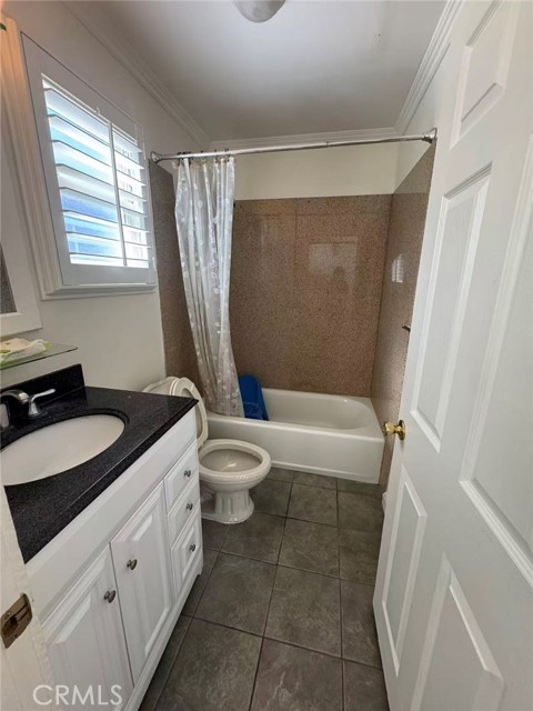 Detail Gallery Image 16 of 23 For 1965 S El Molino, San Marino,  CA 91108 - 4 Beds | 2/1 Baths