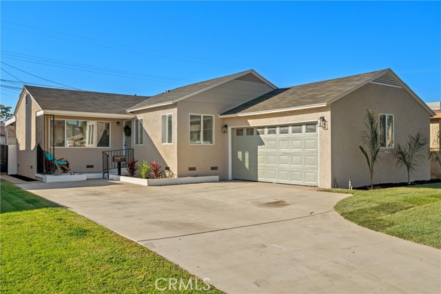 Detail Gallery Image 1 of 28 For 11619 Ardath Ave, Hawthorne,  CA 90250 - 3 Beds | 2 Baths