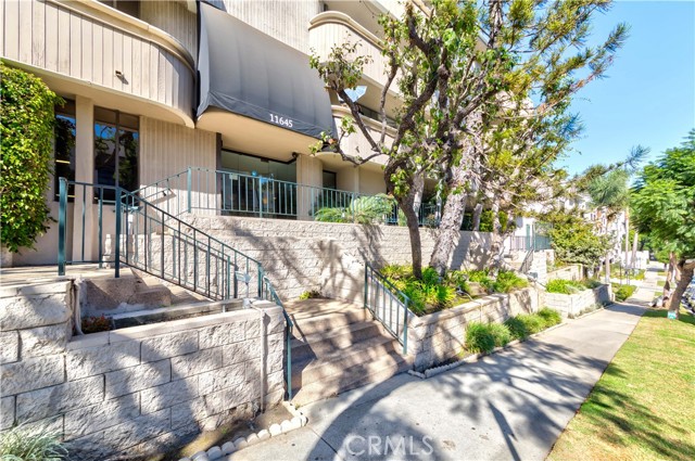 Detail Gallery Image 39 of 43 For 11645 Montana Ave #333,  Los Angeles,  CA 90049 - 1 Beds | 1 Baths