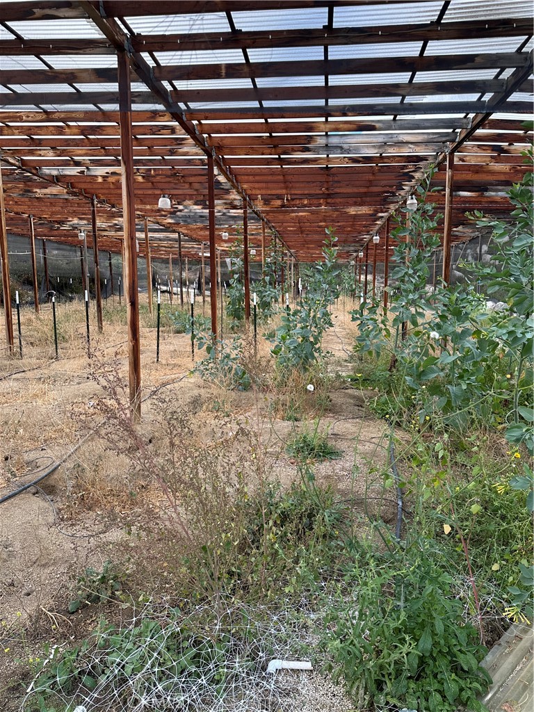 https://media.crmls.org/medias/9e8d54e9-e6aa-4257-95e7-eea4d8fbaf26.jpg?preset=X-Large