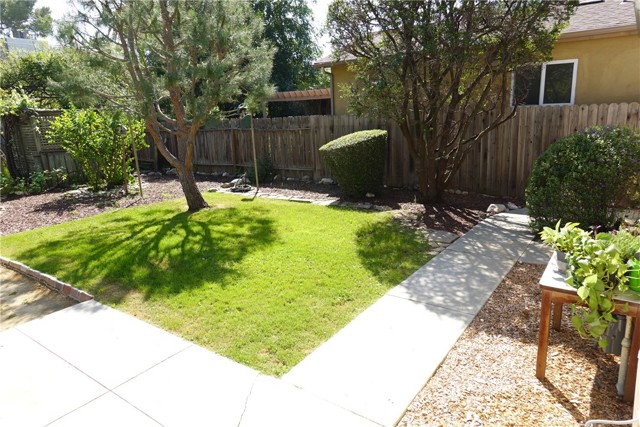 Detail Gallery Image 18 of 23 For 4828 Norwich Ave, Sherman Oaks,  CA 91403 - 2 Beds | 1 Baths