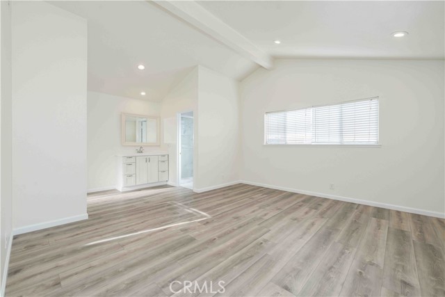 Detail Gallery Image 13 of 31 For 4 Carrol Ave, Irvine,  CA 92614 - 4 Beds | 2/1 Baths