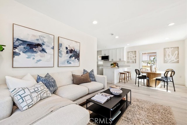 Detail Gallery Image 7 of 39 For 3162 L St, San Diego,  CA 92102 - 2 Beds | 1 Baths