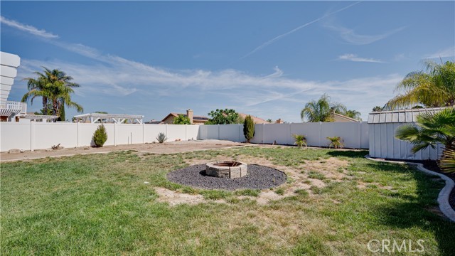 19450 Sweetwood Lane, Lake Elsinore CA: https://media.crmls.org/medias/9e8f1136-6538-4052-870a-b5aa05c4e3a4.jpg