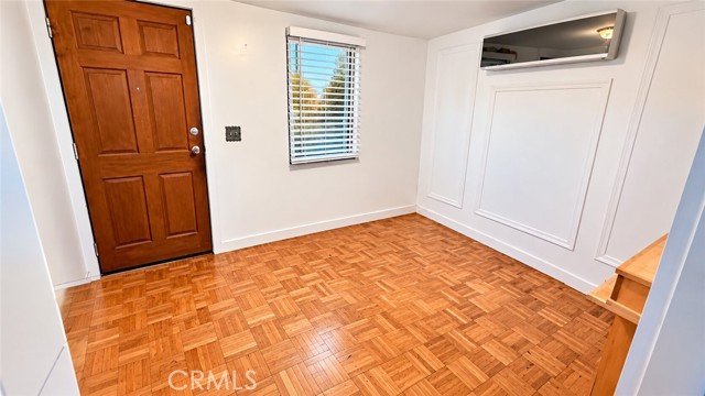 405 Isabel photo 17