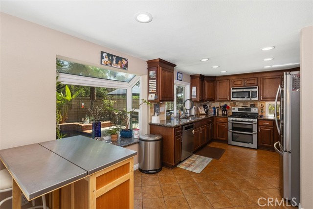 Detail Gallery Image 9 of 42 For 28502 Munera, Mission Viejo,  CA 92692 - 4 Beds | 2/1 Baths