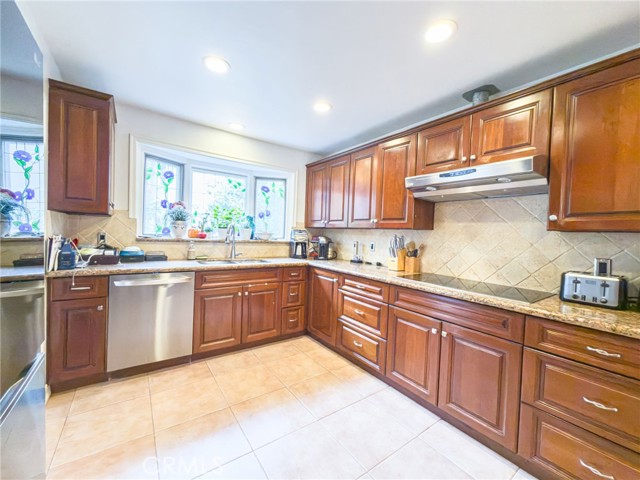 Detail Gallery Image 20 of 40 For 7002 Bryn Mawr Way, Whittier,  CA 90602 - 2 Beds | 2 Baths