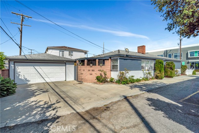 12961 Panama Street, Los Angeles CA: https://media.crmls.org/medias/9e901166-c7d5-4afa-8300-69ad4d16ab54.jpg