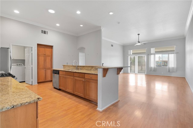 21257 Seibel Lane, Apple Valley CA: https://media.crmls.org/medias/9e902934-93ec-41fd-8fab-ee27d9c77126.jpg