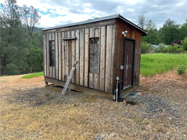 Detail Gallery Image 17 of 36 For 2002 Ogulin Canyon, Clearlake,  CA 95422 - 2 Beds | 2 Baths