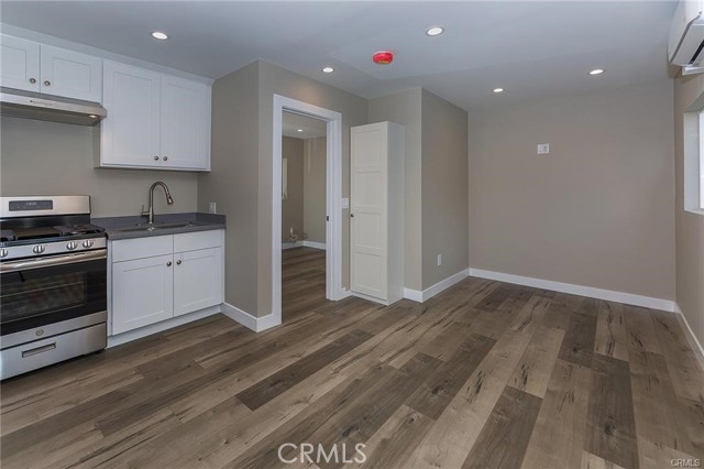 Detail Gallery Image 4 of 11 For 1706 Keeler, Burbank,  CA 91504 - 1 Beds | 1 Baths