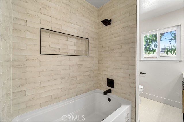 Detail Gallery Image 29 of 41 For 2824 E Brown Ave, Fresno,  CA 93703 - 3 Beds | 2 Baths