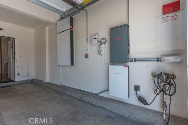 Detail Gallery Image 40 of 64 For 27638 Sawtooth Ln, Canyon Country,  CA 91387 - 3 Beds | 2/1 Baths