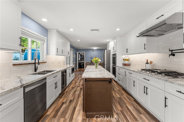 Detail Gallery Image 16 of 45 For 1525 Garden St, Redlands,  CA 92373 - 5 Beds | 2/1 Baths