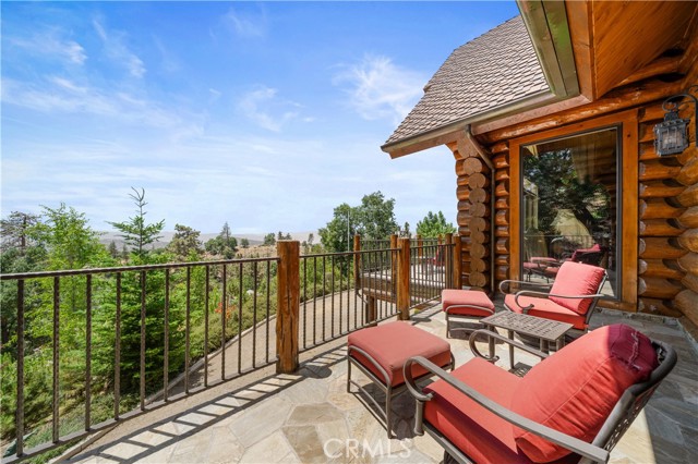 26000 Deertrail Drive, Tehachapi CA: https://media.crmls.org/medias/9e91fb42-cccc-4a1f-9947-fcf9c4b20723.jpg