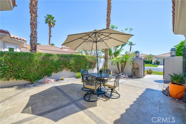 Detail Gallery Image 7 of 62 For 50525 Spyglass Hill Dr, La Quinta,  CA 92253 - 3 Beds | 3/1 Baths