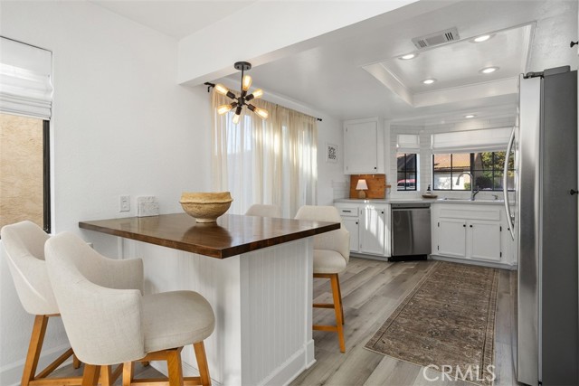 Detail Gallery Image 9 of 28 For 4727 Mayflower Way, Oceanside,  CA 92057 - 2 Beds | 2 Baths
