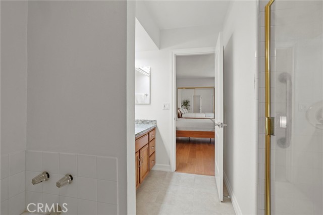 4915 Tyrone Avenue, Sherman Oaks CA: https://media.crmls.org/medias/9e9401e3-ed34-4956-a288-f75fcd4d9f76.jpg