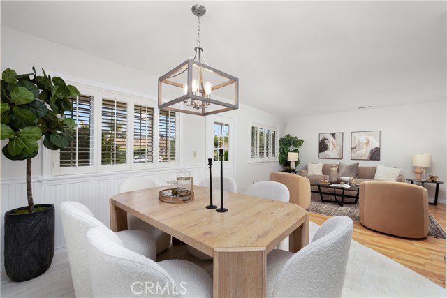 Detail Gallery Image 4 of 6 For 531 W Walnut, Monrovia,  CA 91016 - 4 Beds | 3 Baths